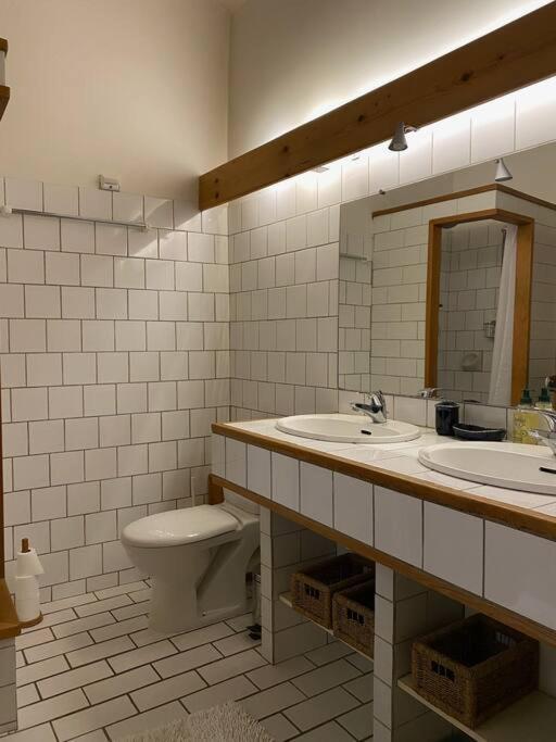 Charming Village House With Roof Top Terrace! Thezan-les-Beziers Esterno foto