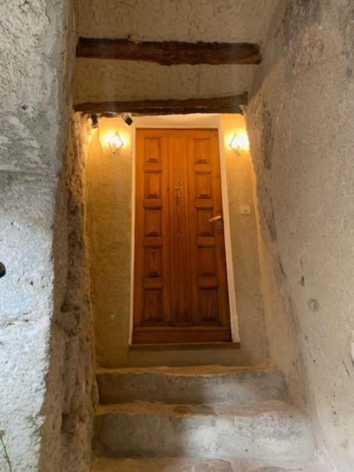 Charming Village House With Roof Top Terrace! Thezan-les-Beziers Esterno foto